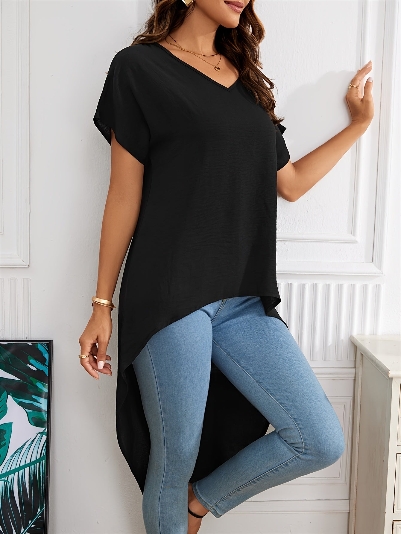 Chic High-Low V-Neck Short Sleeve Shirt for Women - Lightweight, Breathable Casual Top for Spring & Summer Fashion