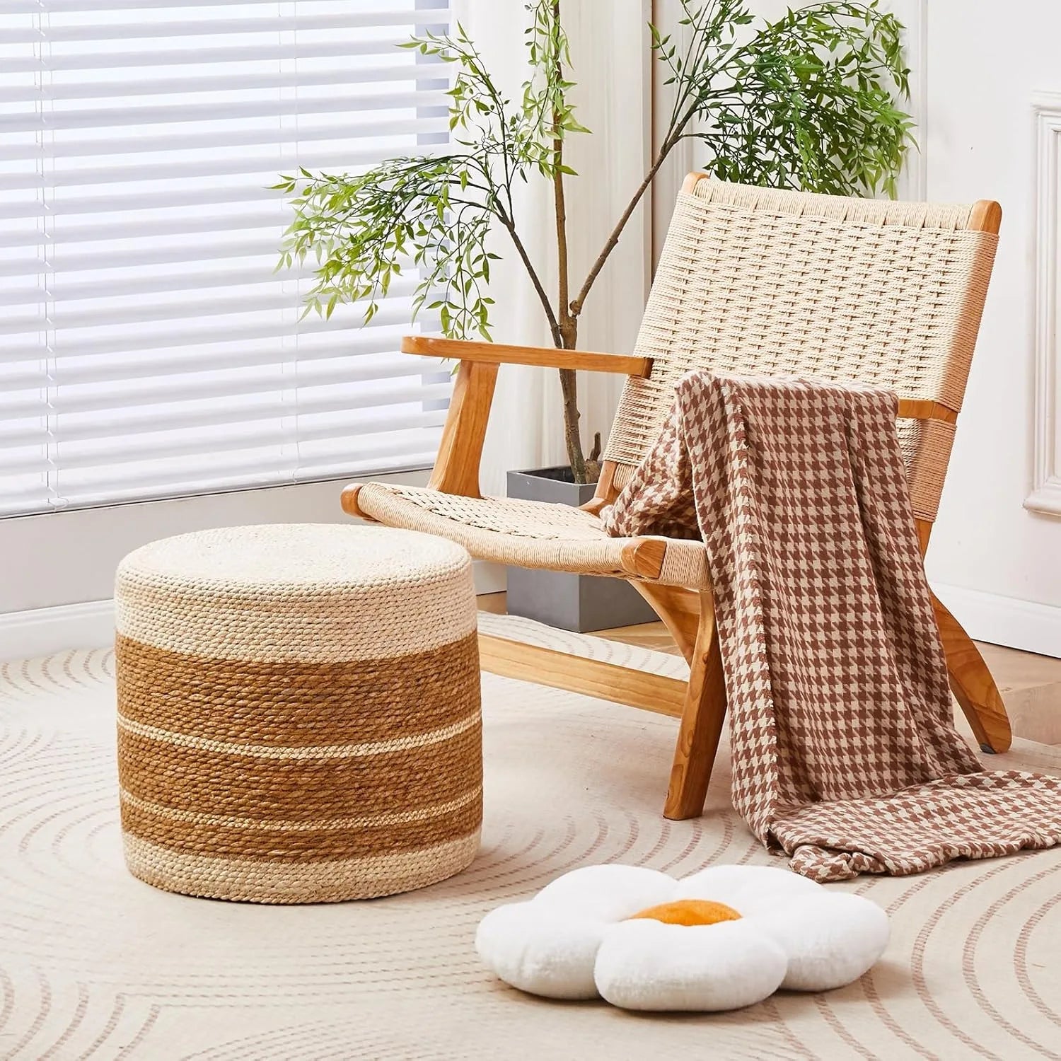 18’’ Handwoven Ottoman Pouf – Natural Braided Footrest Stool Rustic Boho Lounge Pouffe (Cattail + Corn Husk) - United