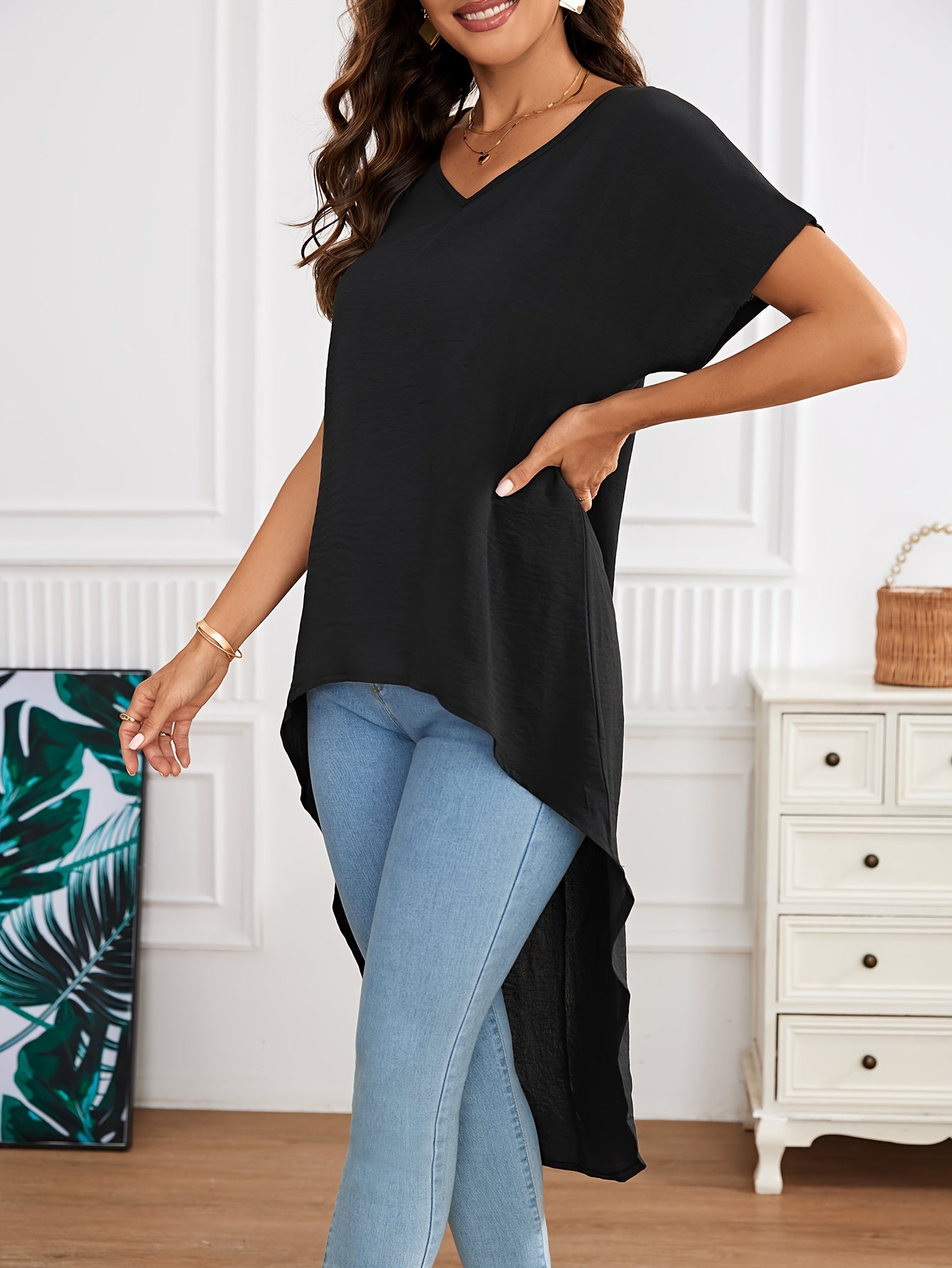 Chic High-Low V-Neck Short Sleeve Shirt for Women - Lightweight, Breathable Casual Top for Spring & Summer Fashion