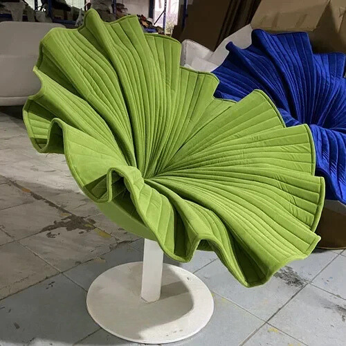Designer Single Petal Modern Flower Chair - Light Luxury Rotating Leisure Chair, Creative Furniture for Living Room or Lounge