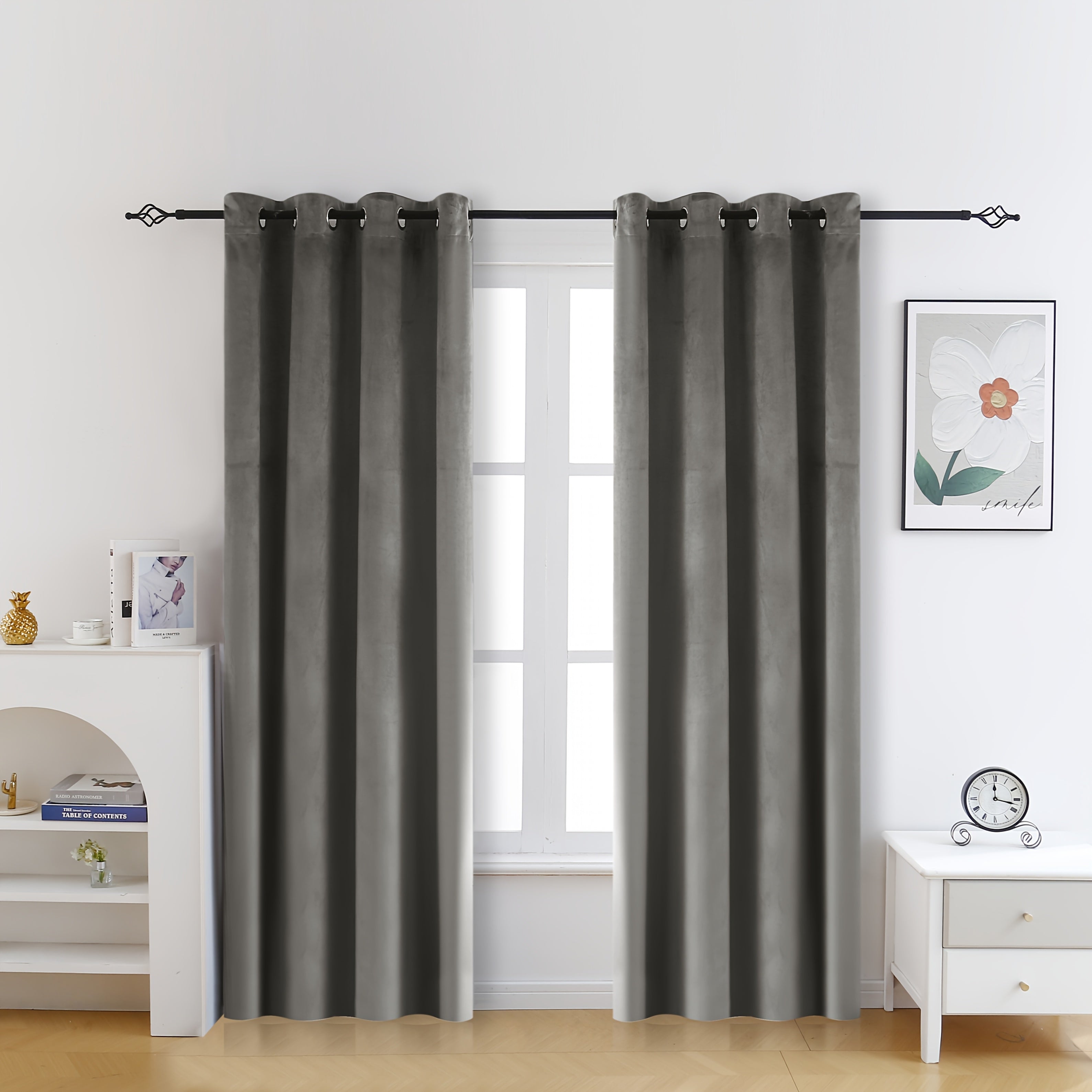 2pcs/1set Velvet Fabric Semi-Blackout Warm and Insulating Curtains Suitable for Bedroom Living Room and Other
