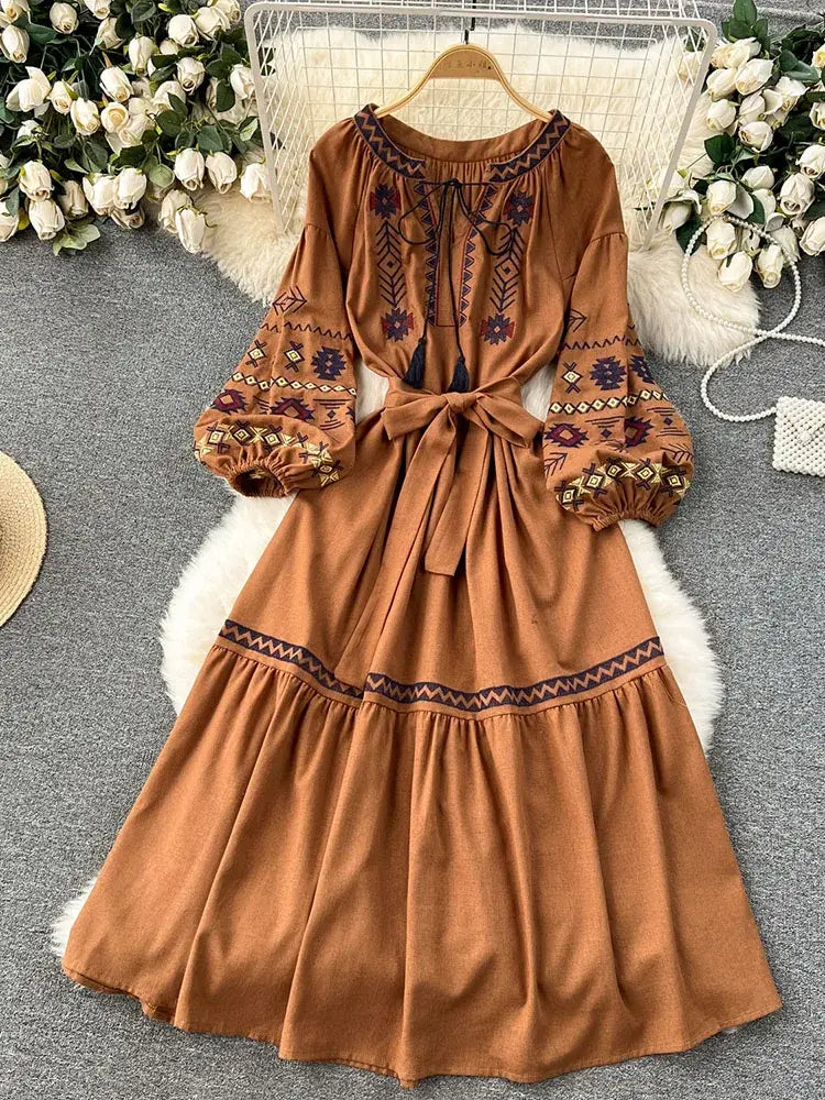 Women Bohemian Vacation Dress Travel Wear Sweet Western-style Embroidery Loose Waist Large Hem Midi Length Vestidos